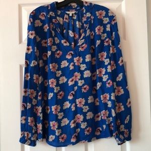 NWOT Lucky tie neck long slit sleeve blouse